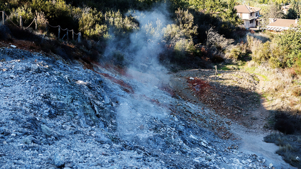 castelnuovo-sasso-pisano-fumarole-putizze 720